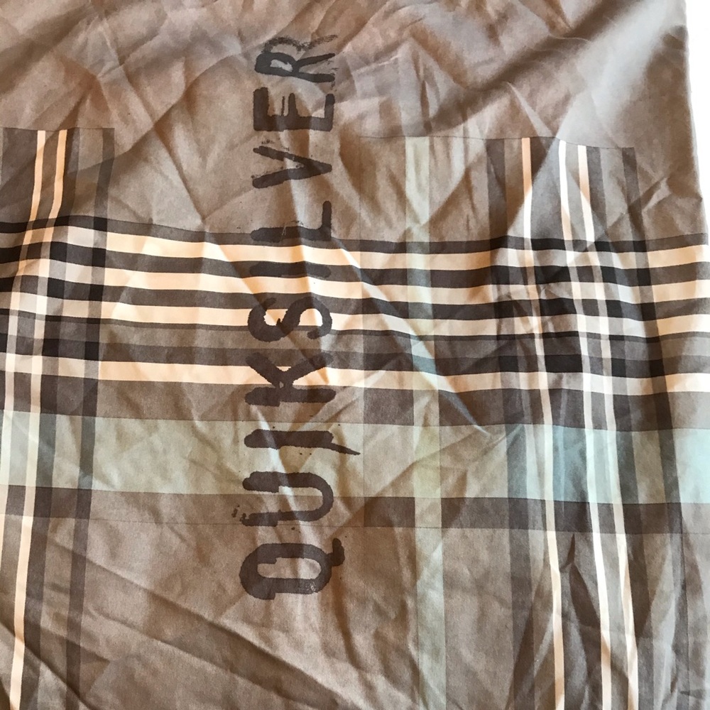 2 Quicksilver Duvet Covers and Pillow Cases